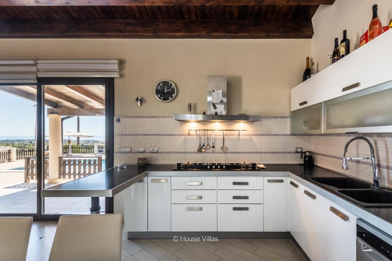 House&Villas - Villa Zora Avola Bagian luar foto